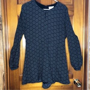 Urban Outfitters- Harlyn long sleeves shorts romper Size Med black /white/orange